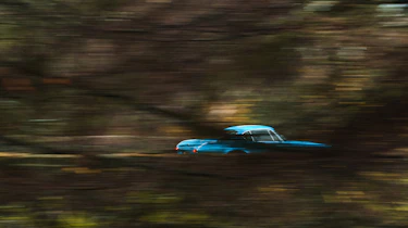 Volvo P1800 Cyan Racing – pan
