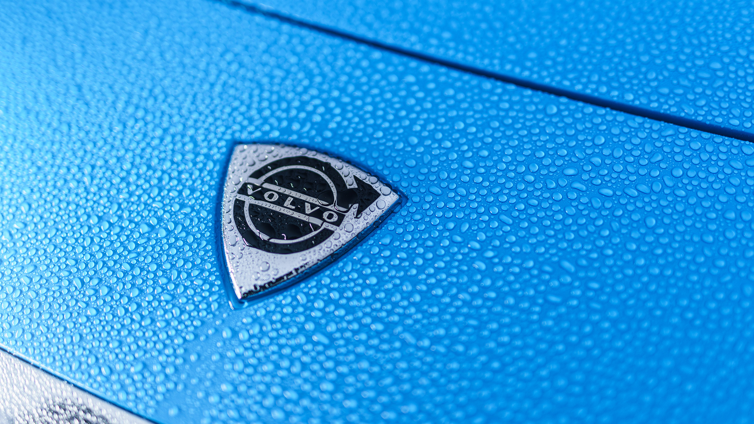 Volvo P1800 Cyan Racing – badge