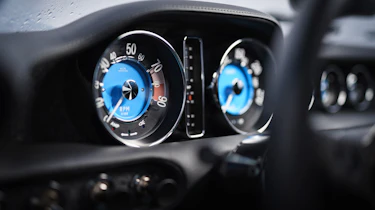 Volvo P1800 Cyan Racing – dial pack