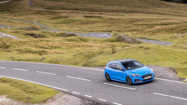 Ford Focus ST Edition – front cornering