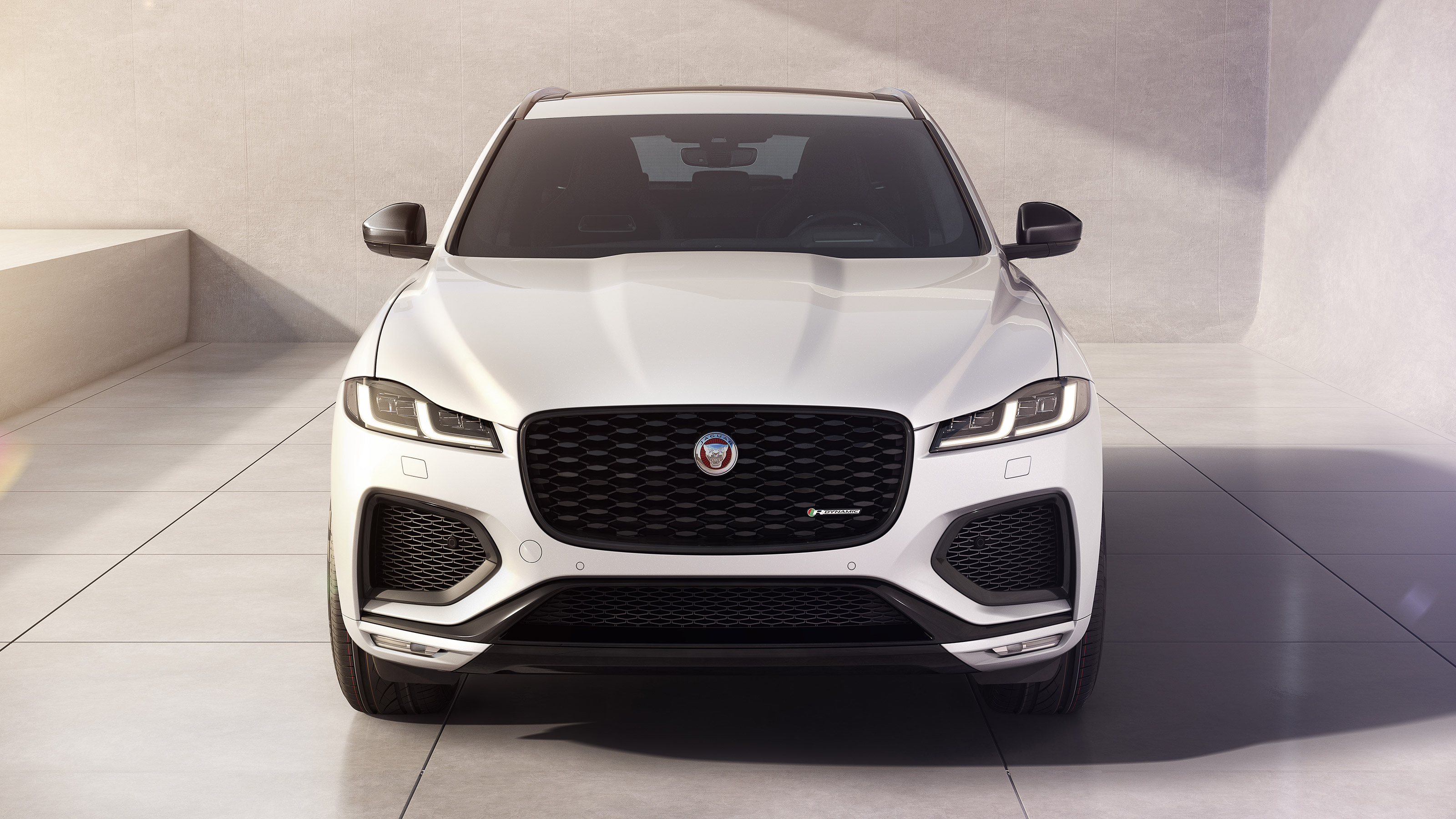 Jaguar F-Pace R-Dynamic Black