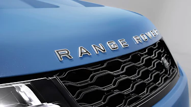 Range Rover Sport SVR Ultimate edition – badge