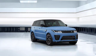 Range Rover Sport SVR Ultimate edition – front quarter