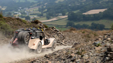 Morgan Plus Four CX-T – rear tracking