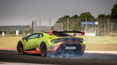 Lamborghini Huracan STO (International) – rear quarter pass