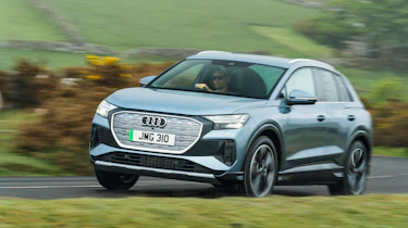 Audi Q4 e-tron 50 – front cornering