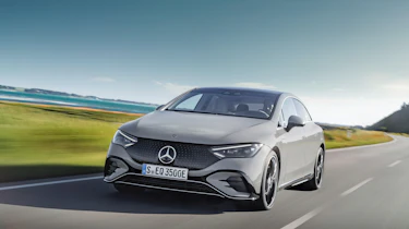 Mercedes-Benz EQE AMG-Line – front quarter