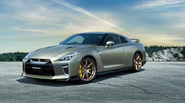 MY22 Nissan GT-R T-spec – front quarter