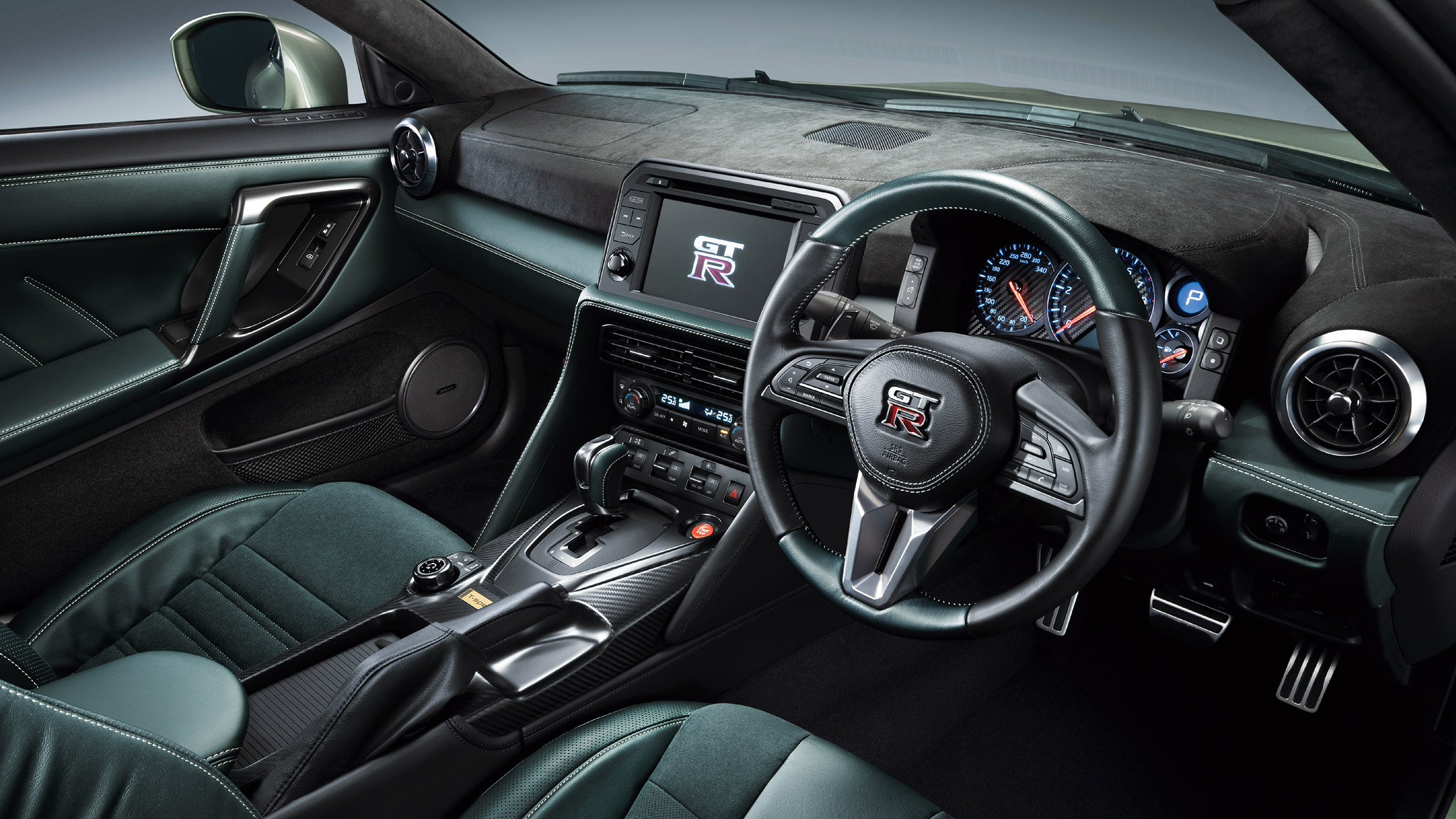 MY22 Nissan GT-R T-spec – interior
