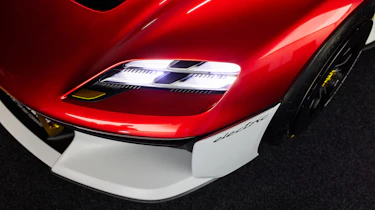 Porsche Mission R – headlight
