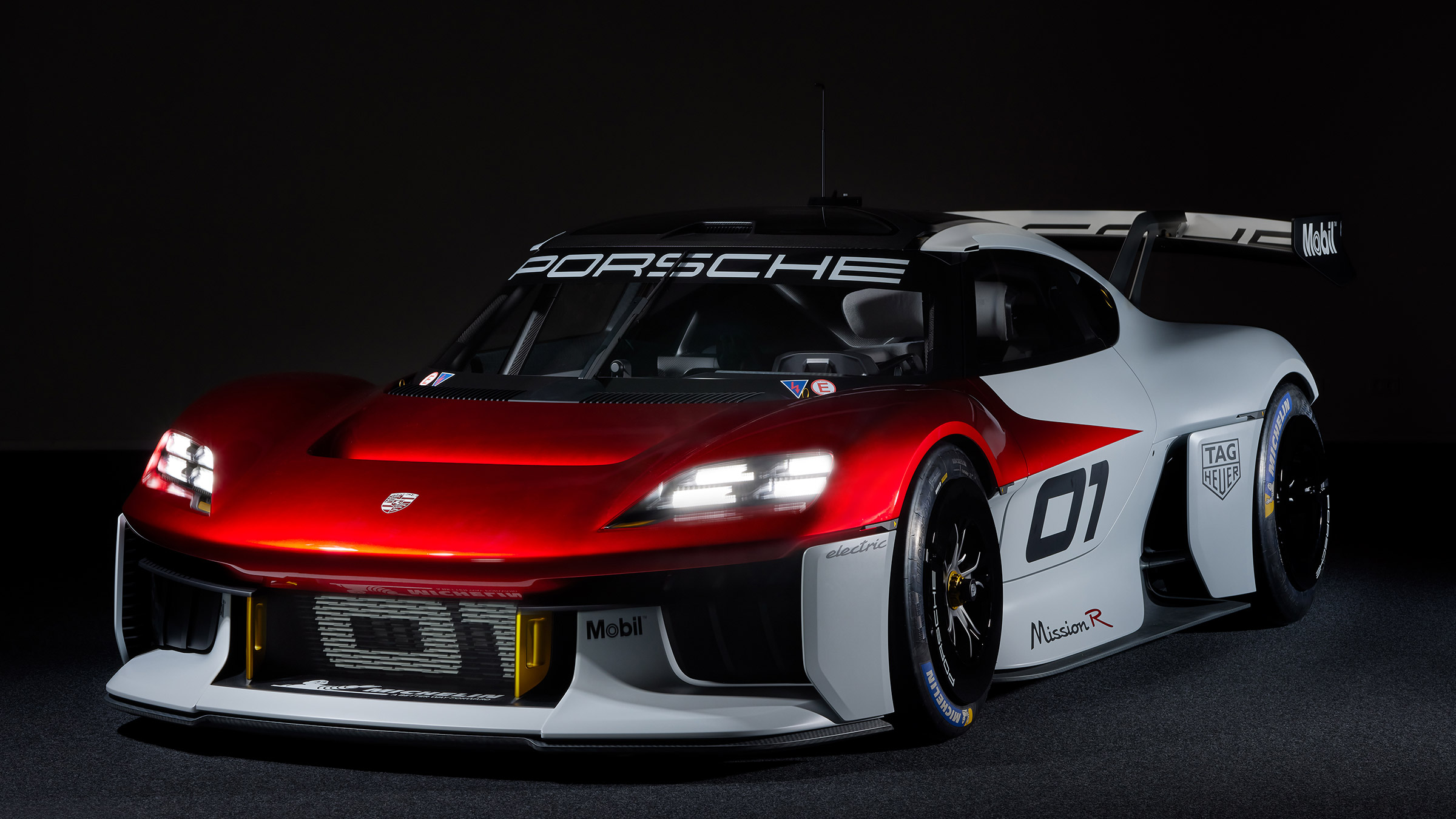 Porsche Mission R – front quarter