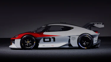 Porsche Mission R – side