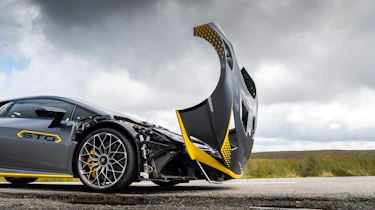 Lamborghini Huracan STO CP – clamshell