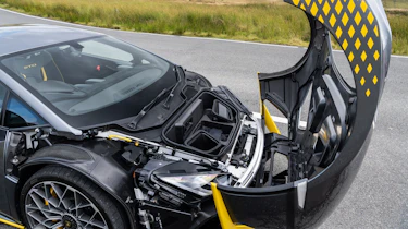 Lamborghini Huracan STO CP – open clamshell