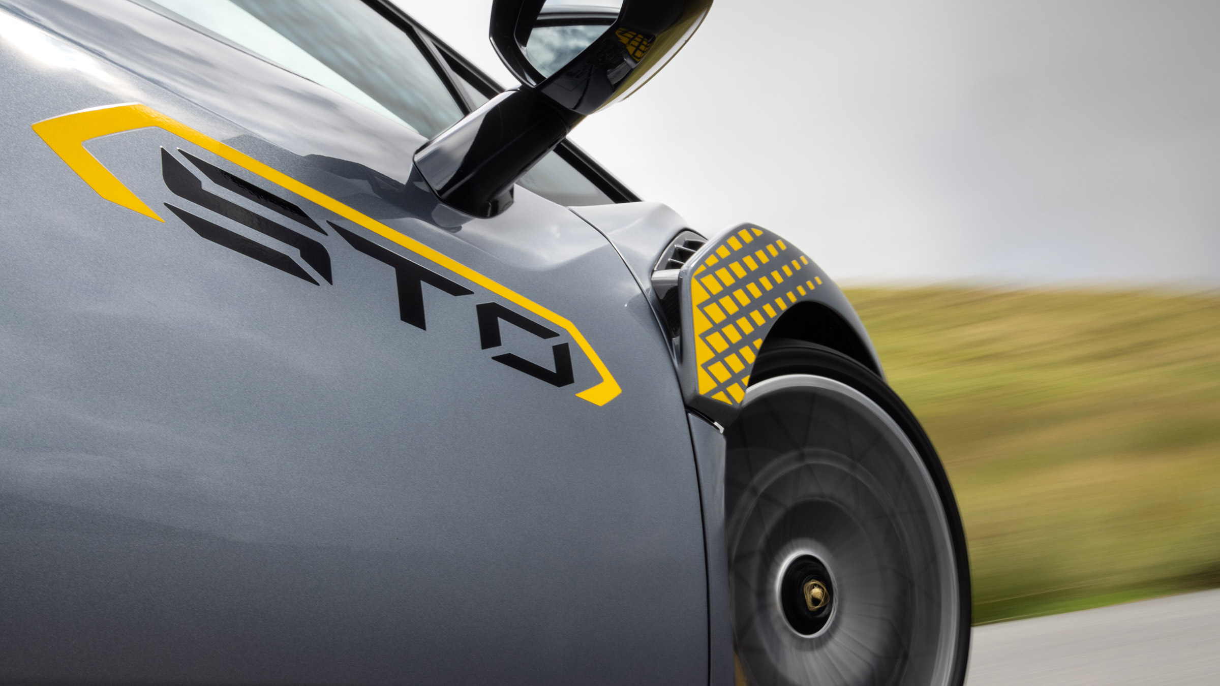 Lamborghini Huracan STO CP – front wing