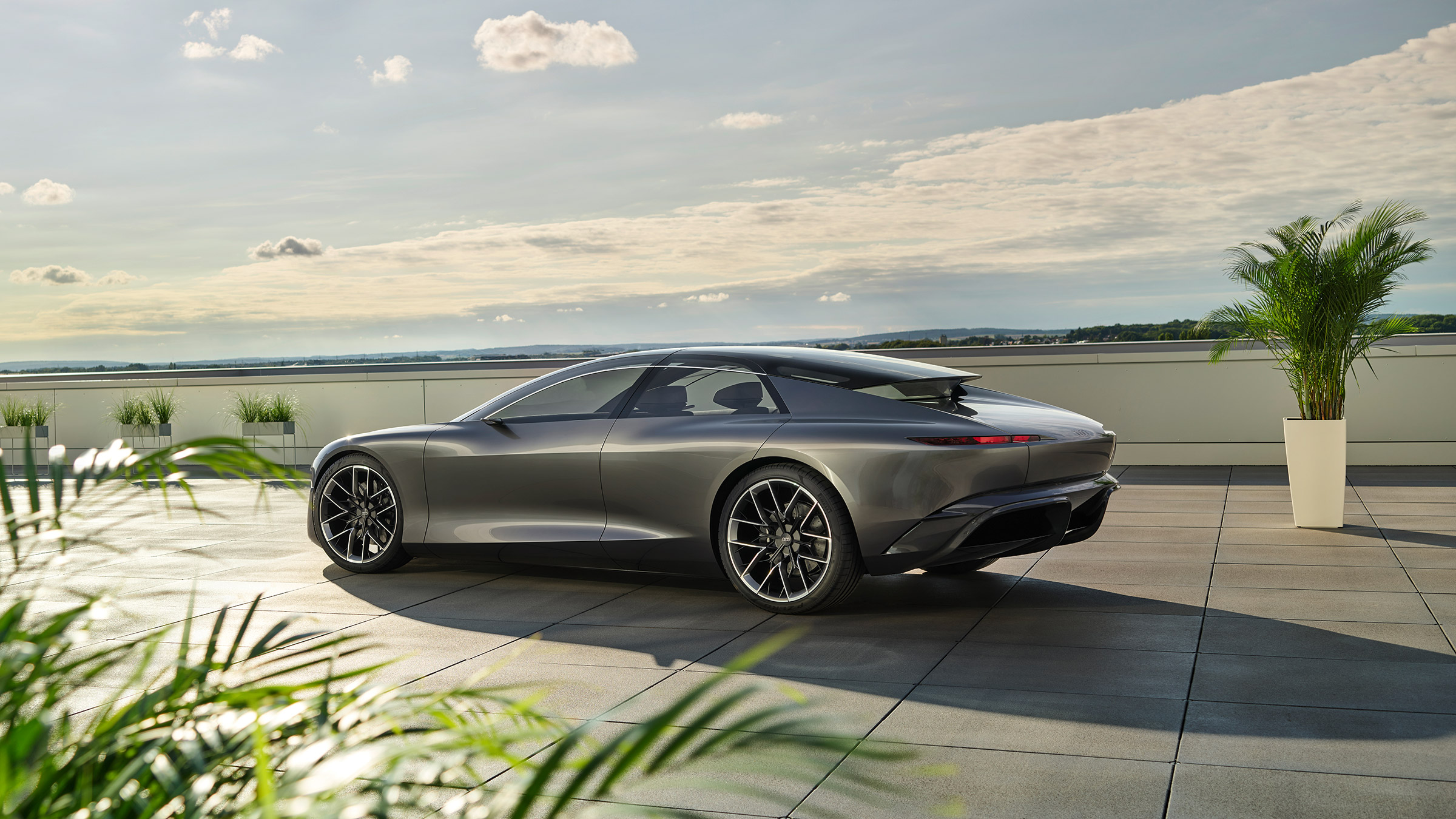 Audi Grand Sphere Concept – rear 3.4