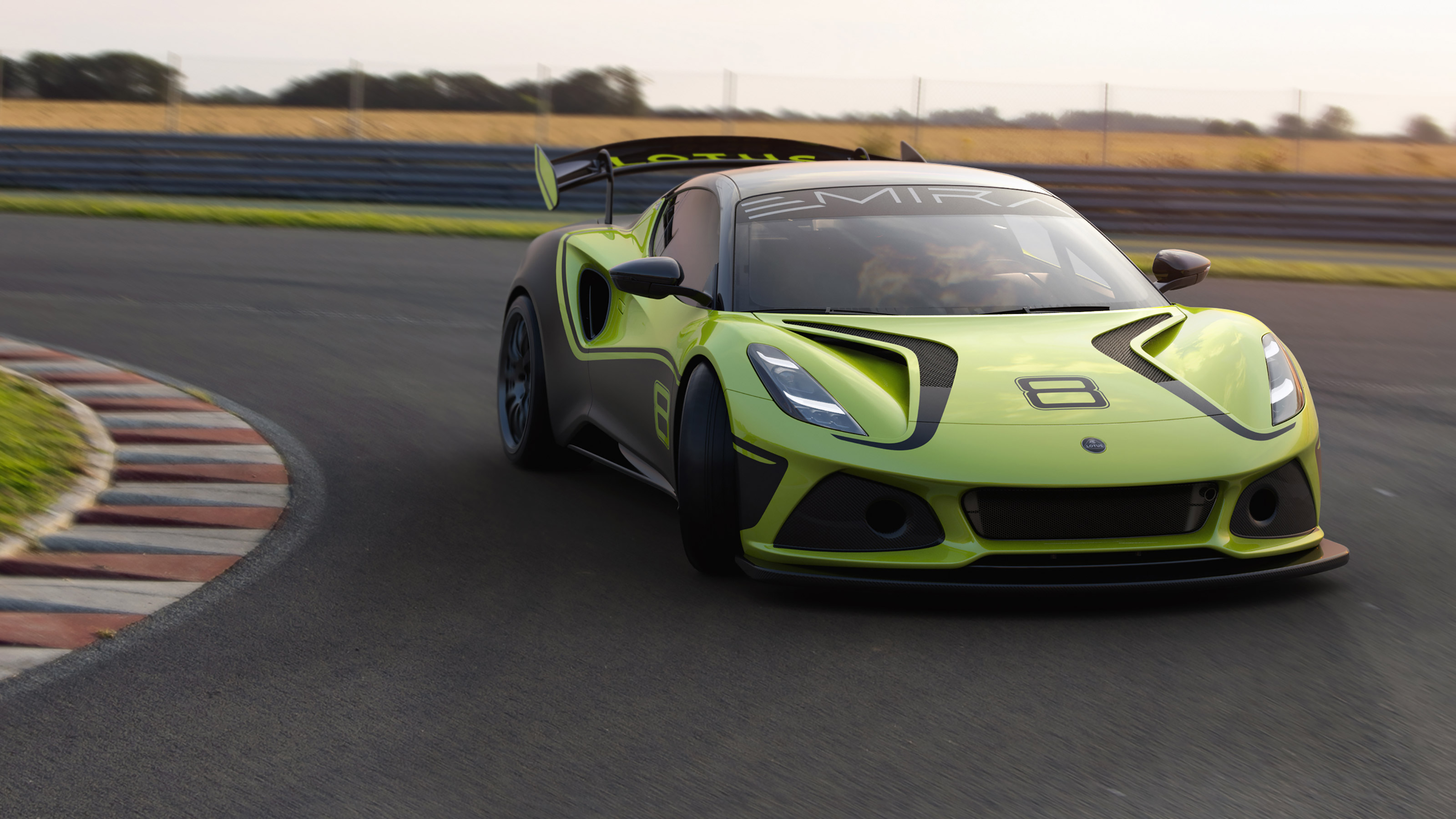 Lotus Emira GT4