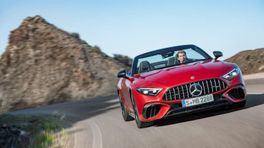 2022 Mercedes SL – front tracking