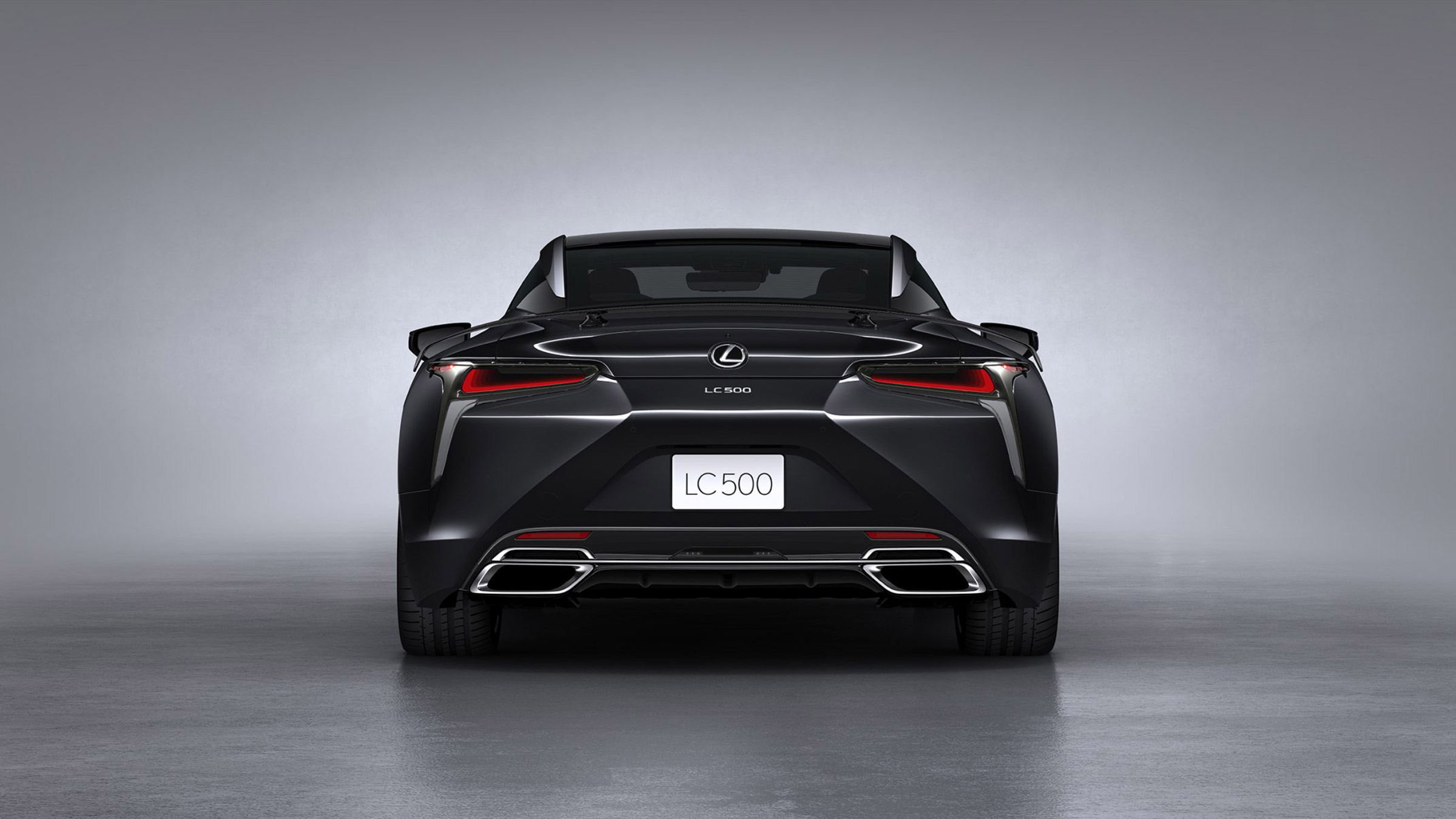 Lexus LC500 Black Inspiration – rear