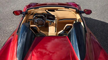 Chevrolet Corvette C8 Z06 – roadster roof