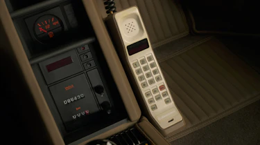 Officine Fioravanti Testarossa – handset