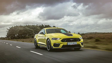 Ford Mustang Mach 1 – tracking