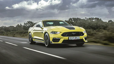Ford Mustang Mach 1 – front tracking