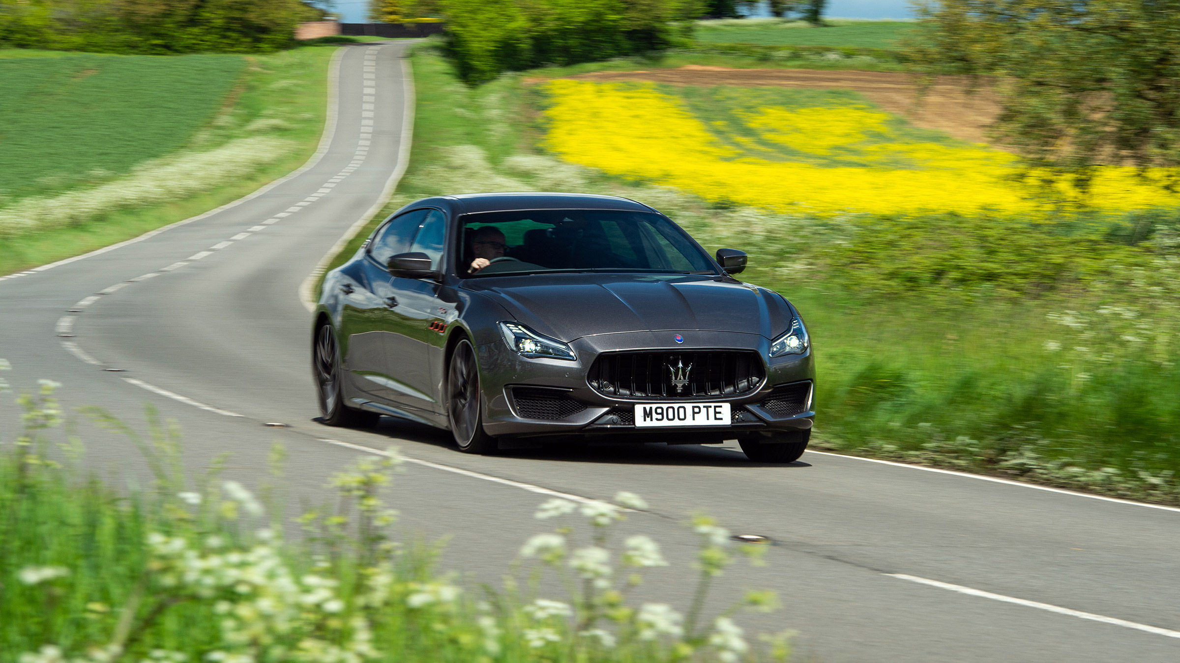 Maserati Quattroporte Trofeo – cornering
