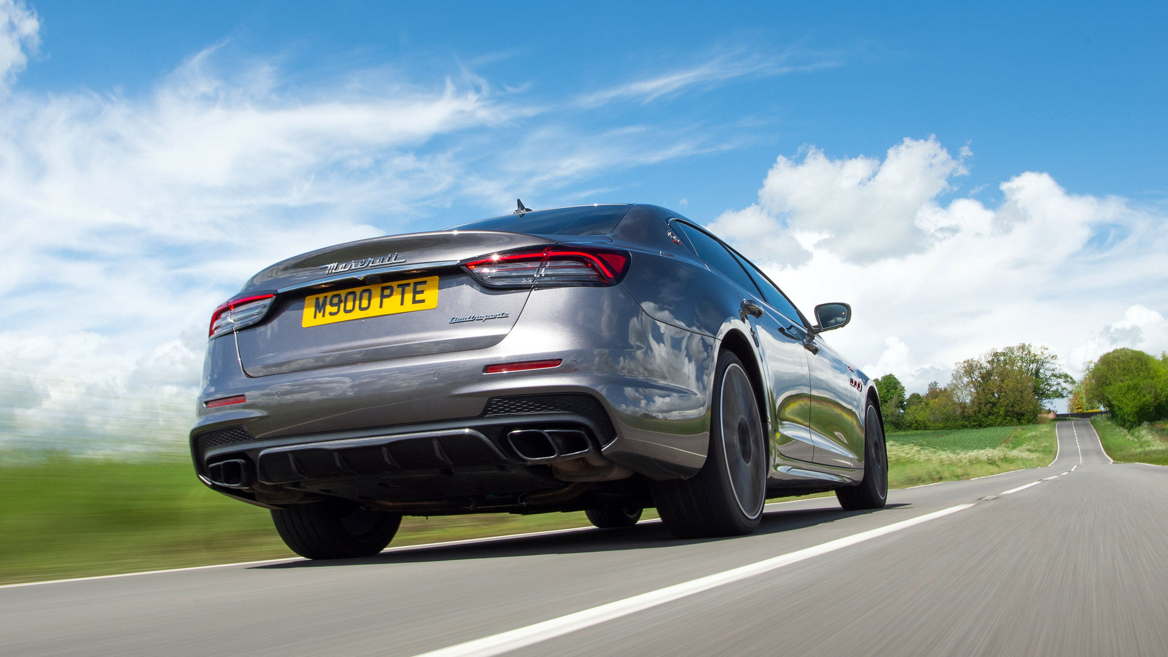 Maserati Quattroporte Trofeo – rear tracking