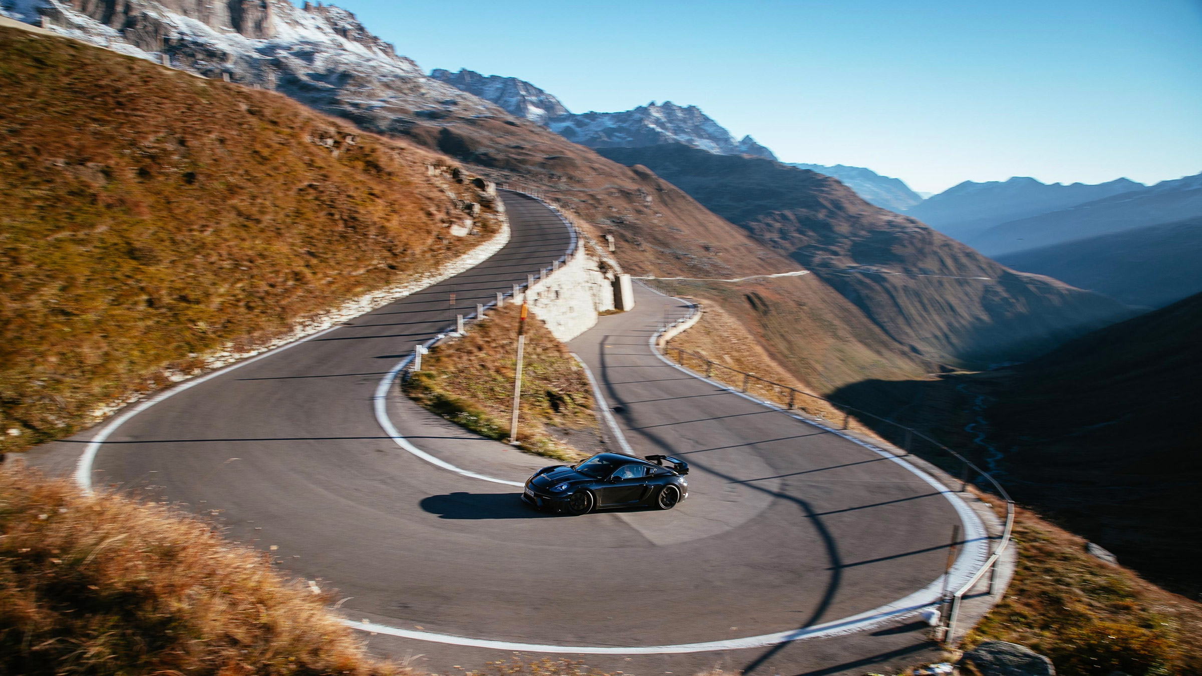 Porsche 718 Cayman GT4 RS proto – hairpin