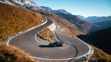 Porsche 718 Cayman GT4 RS proto – hairpin