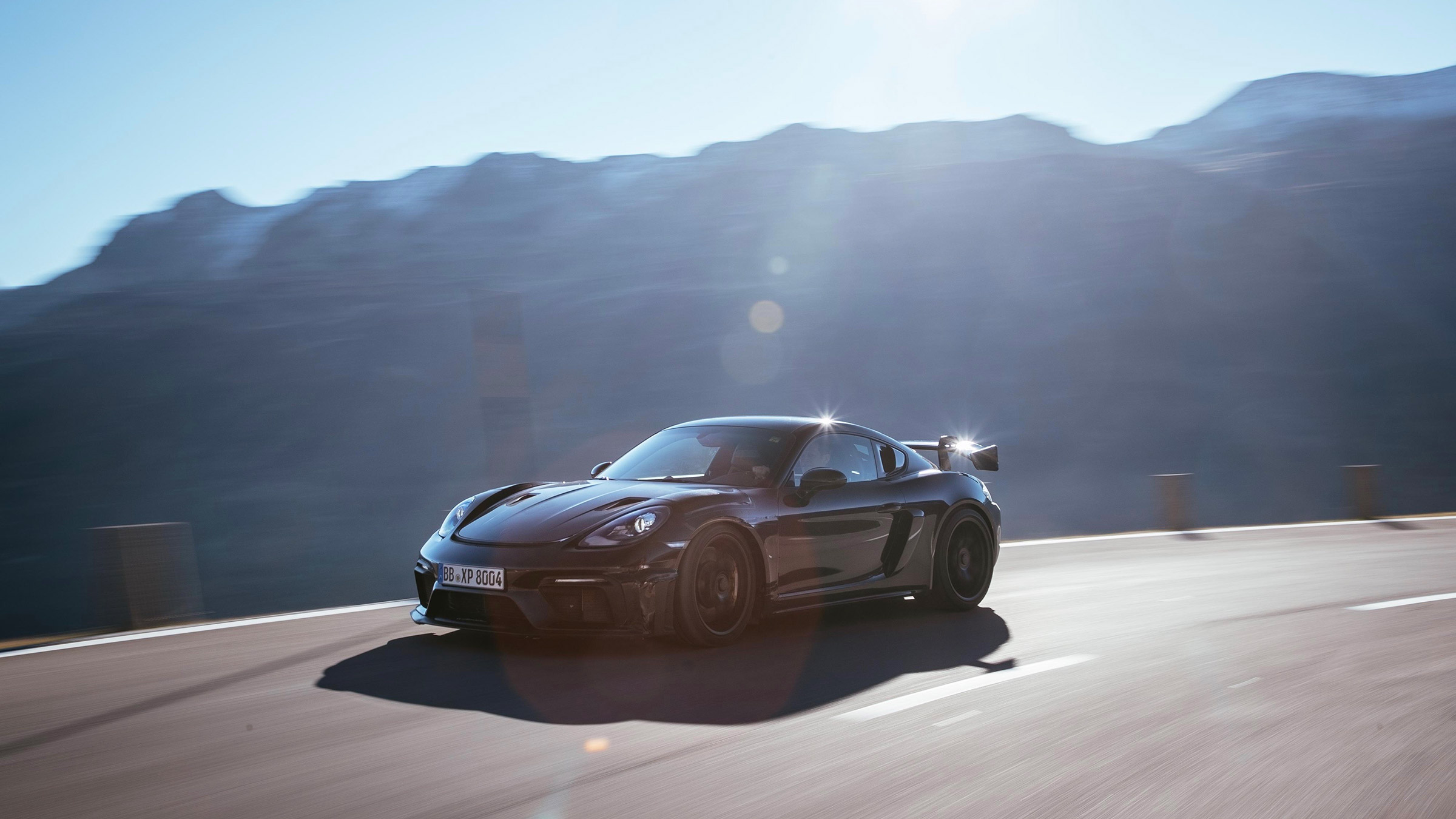 Porsche 718 Cayman GT4 RS proto – front