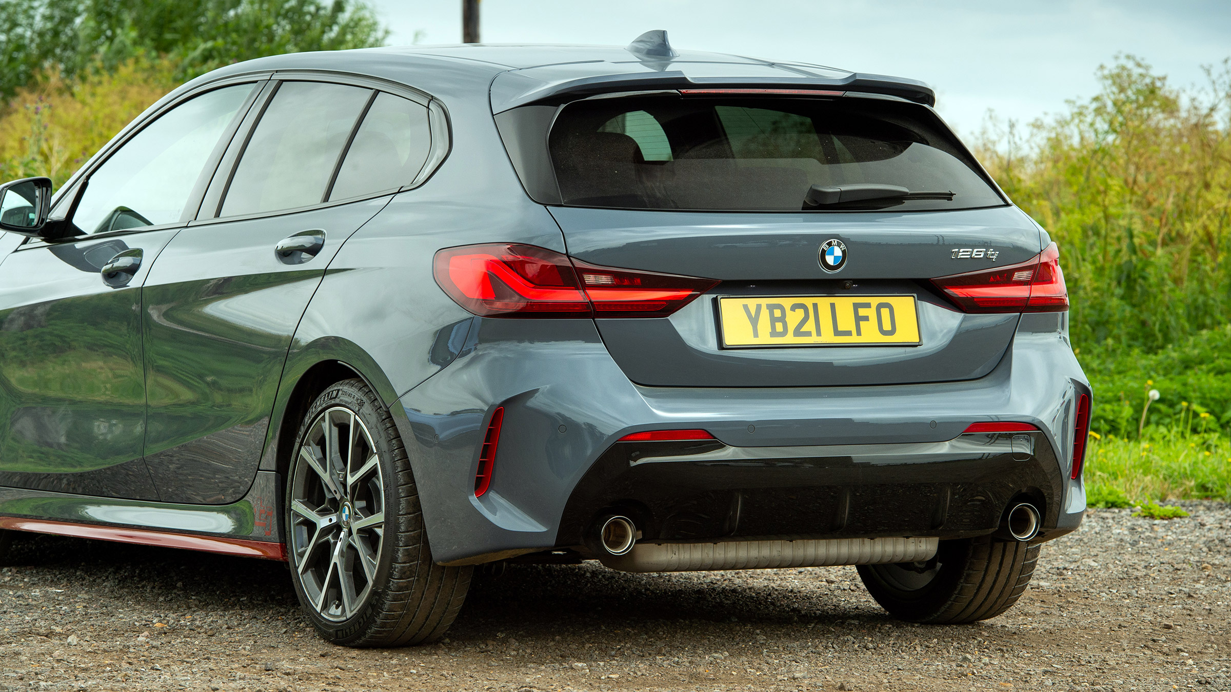 BMW 128ti B660 – rear static
