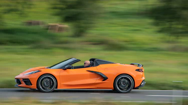Chevrolet Corvette C8 Cab EU review – pan roof down