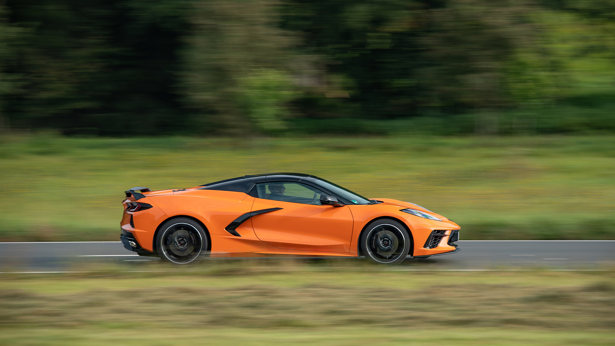 Chevrolet Corvette C8 Cab EU review – roof up