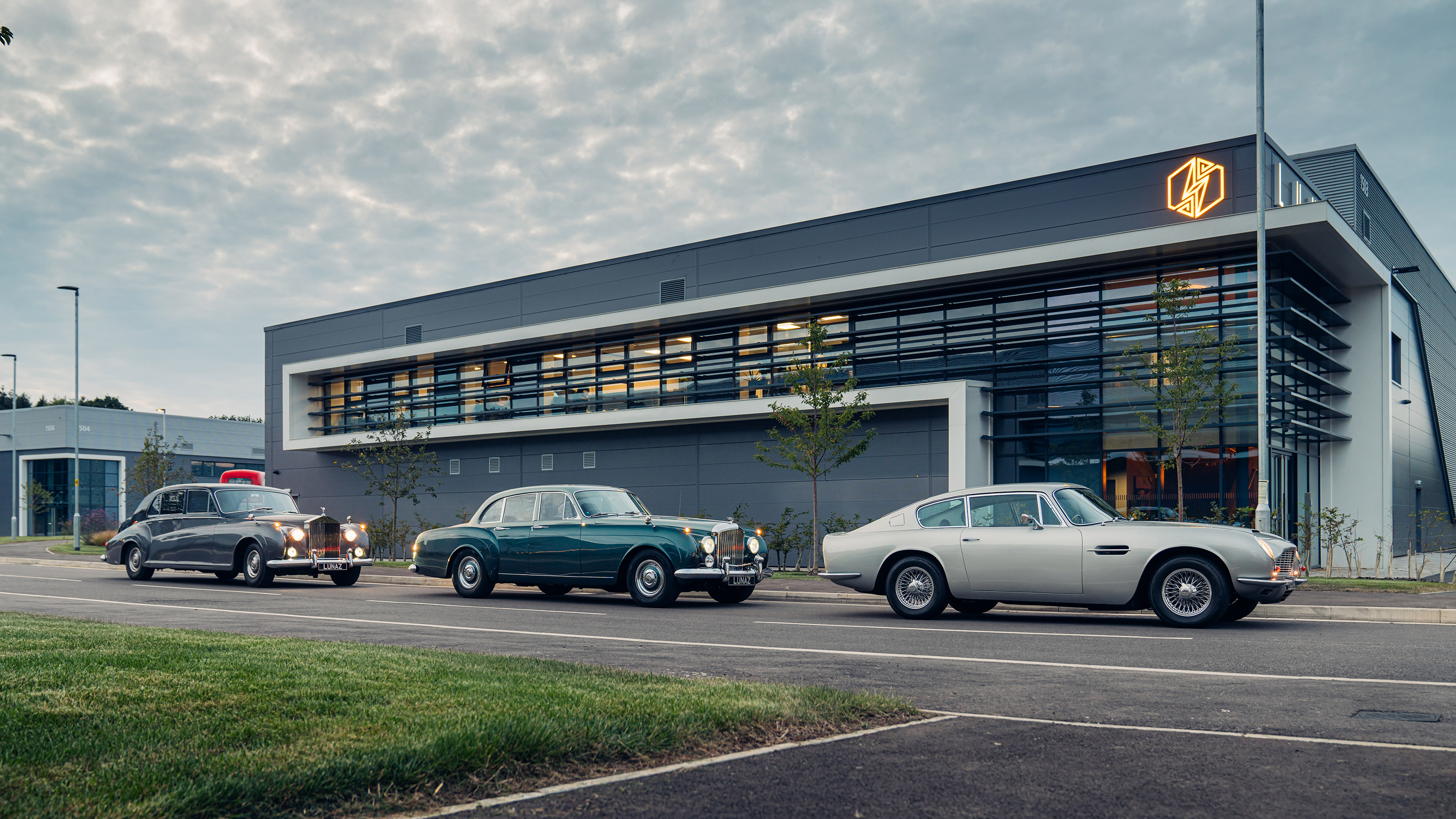 Lunaz Aston Martin DB6