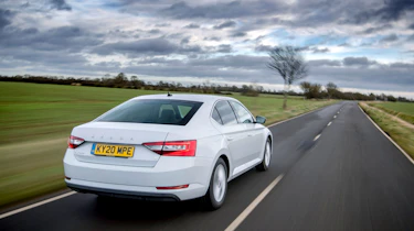Skoda Superb 2021 – rear