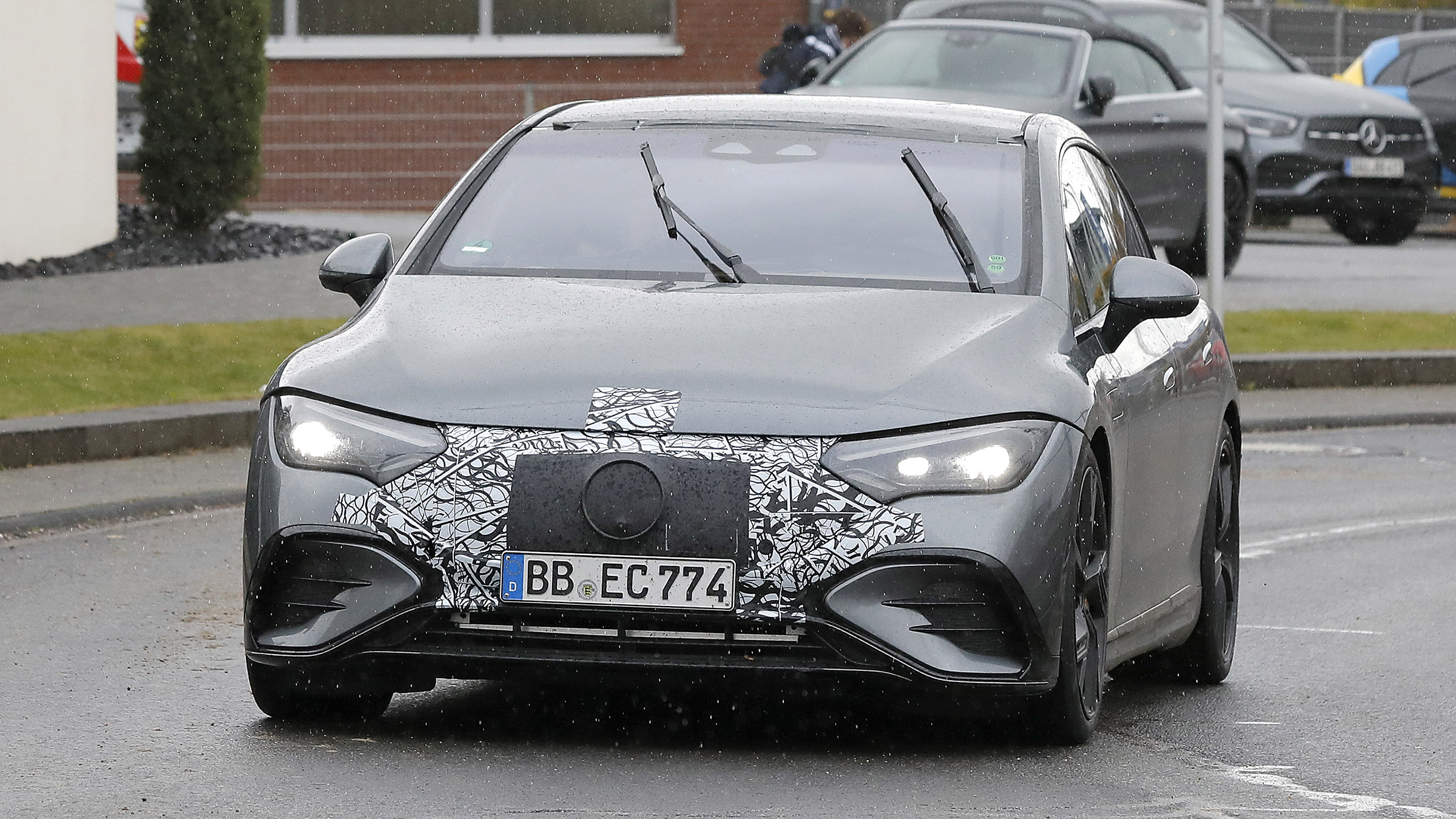 Mercedes-AMG EQE53 proto – nose