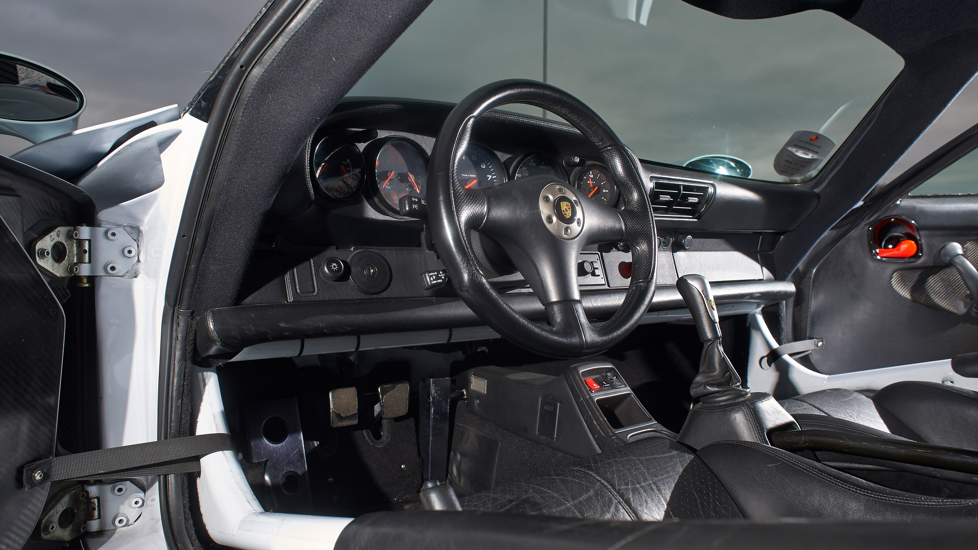 Porsche 911 GT1