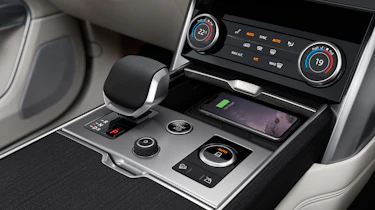 Range Rover MY22 – SWB console