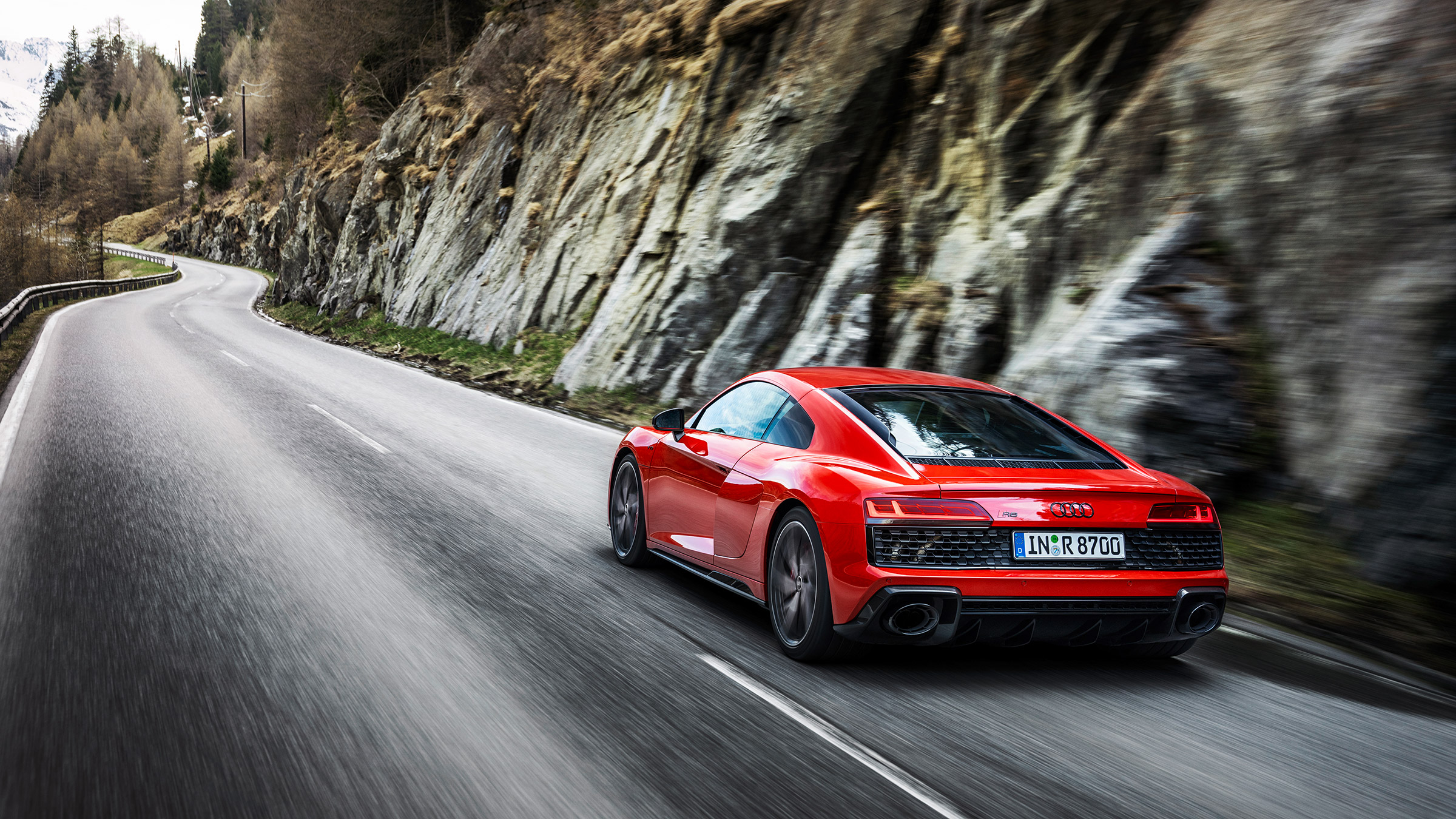 Audi R8 V10 Performance RWD – rear tracking