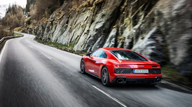 Audi R8 V10 Performance RWD – rear tracking