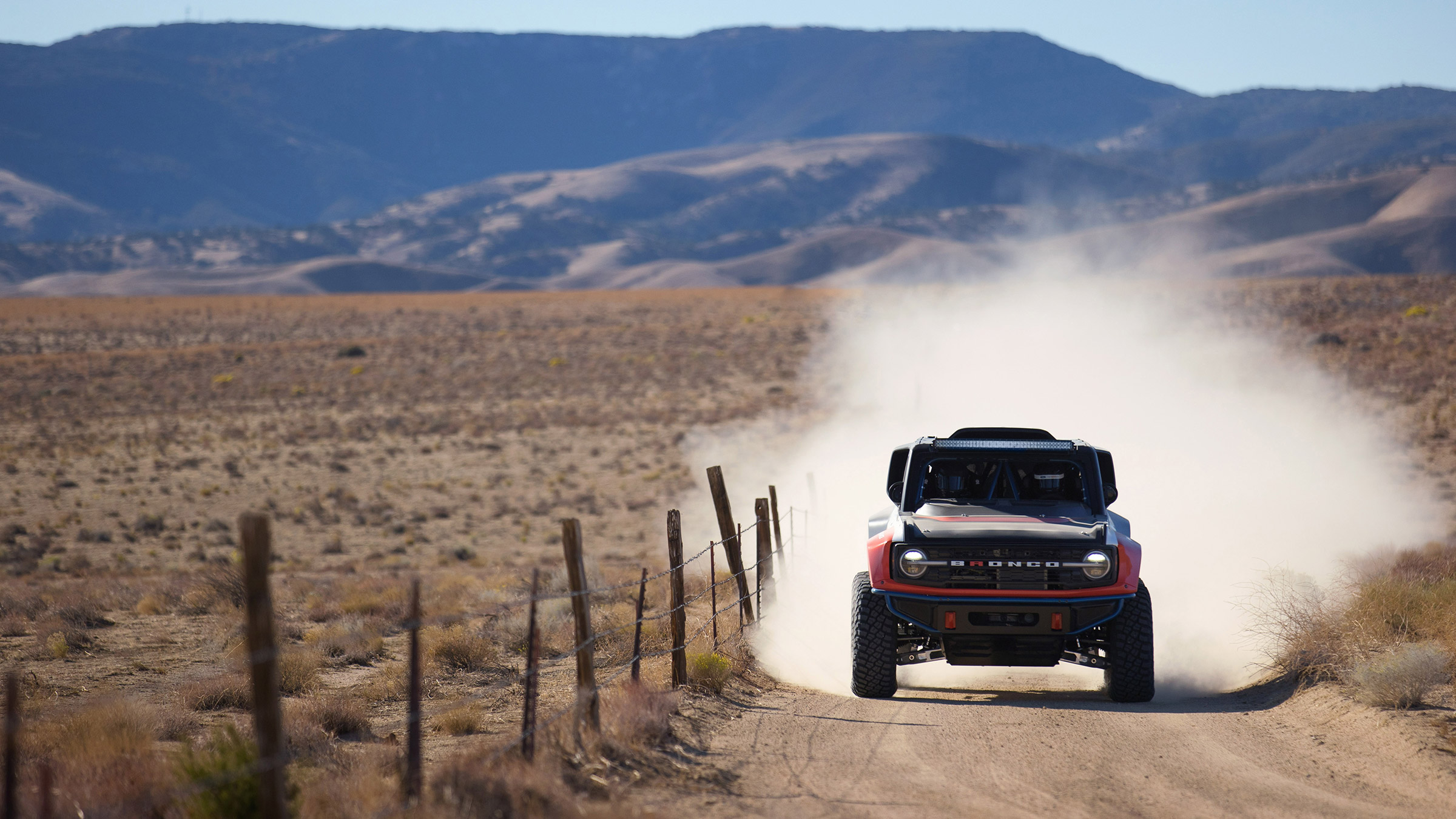 Ford Bronco DR – tracking
