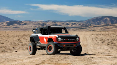 Ford Bronco DR – front quarter