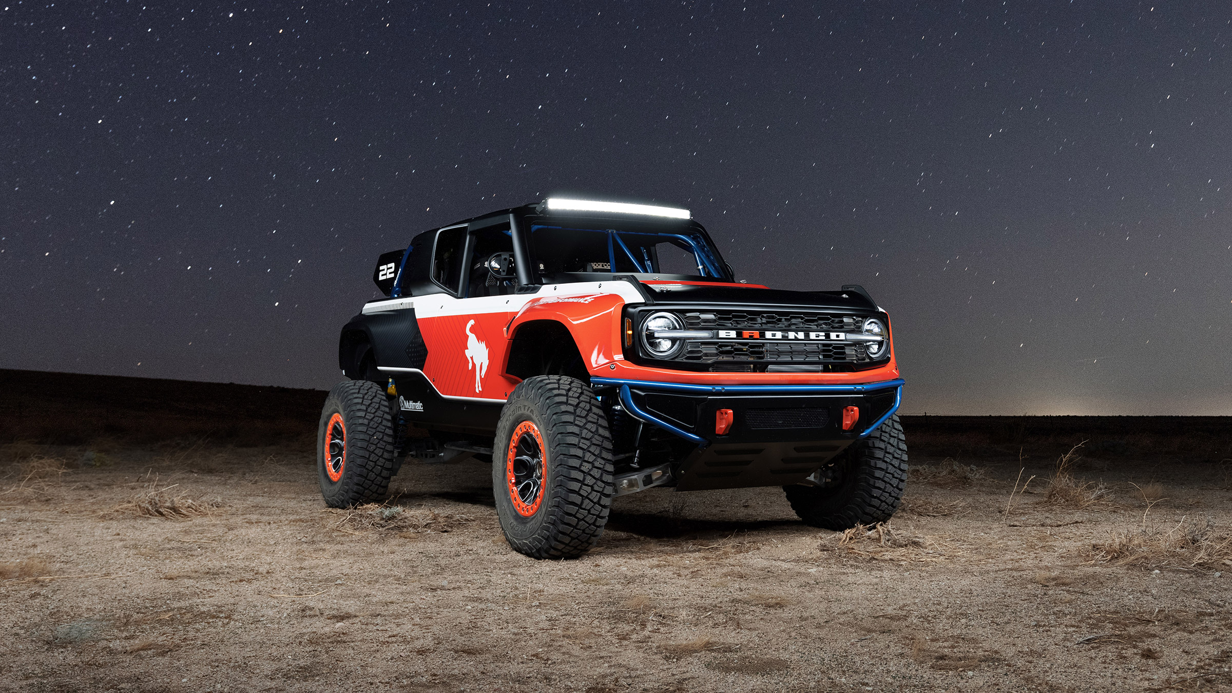 Ford Bronco DR – front quarter
