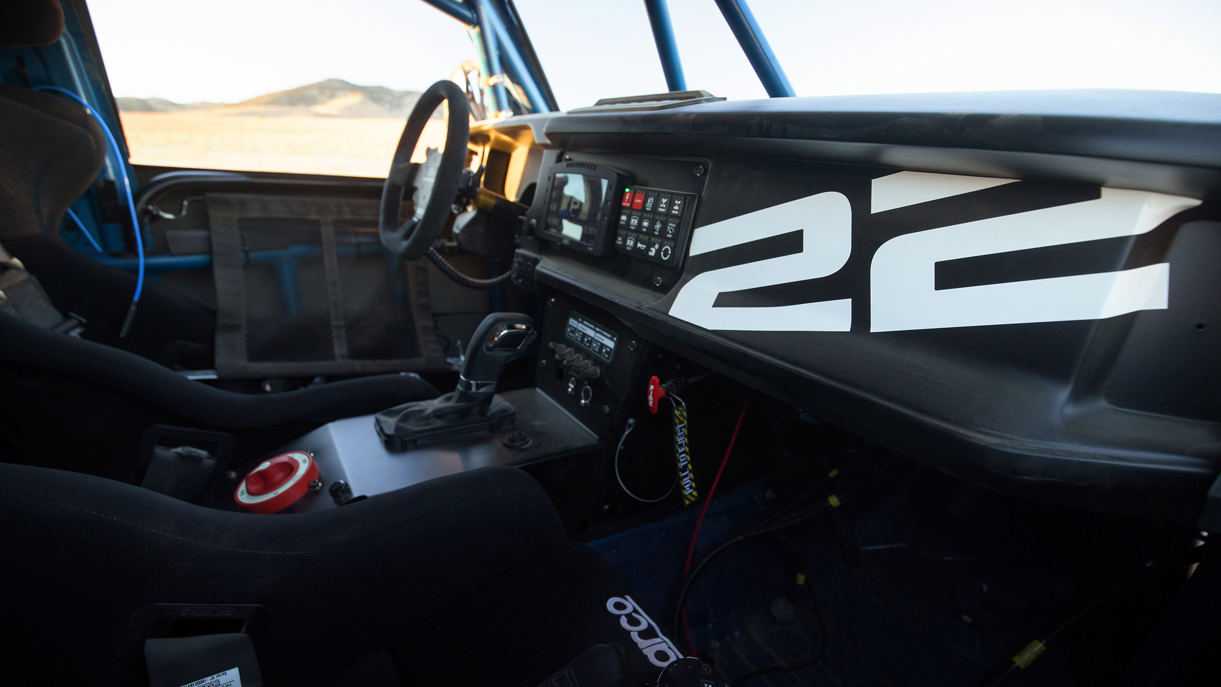 Ford Bronco DR – dash