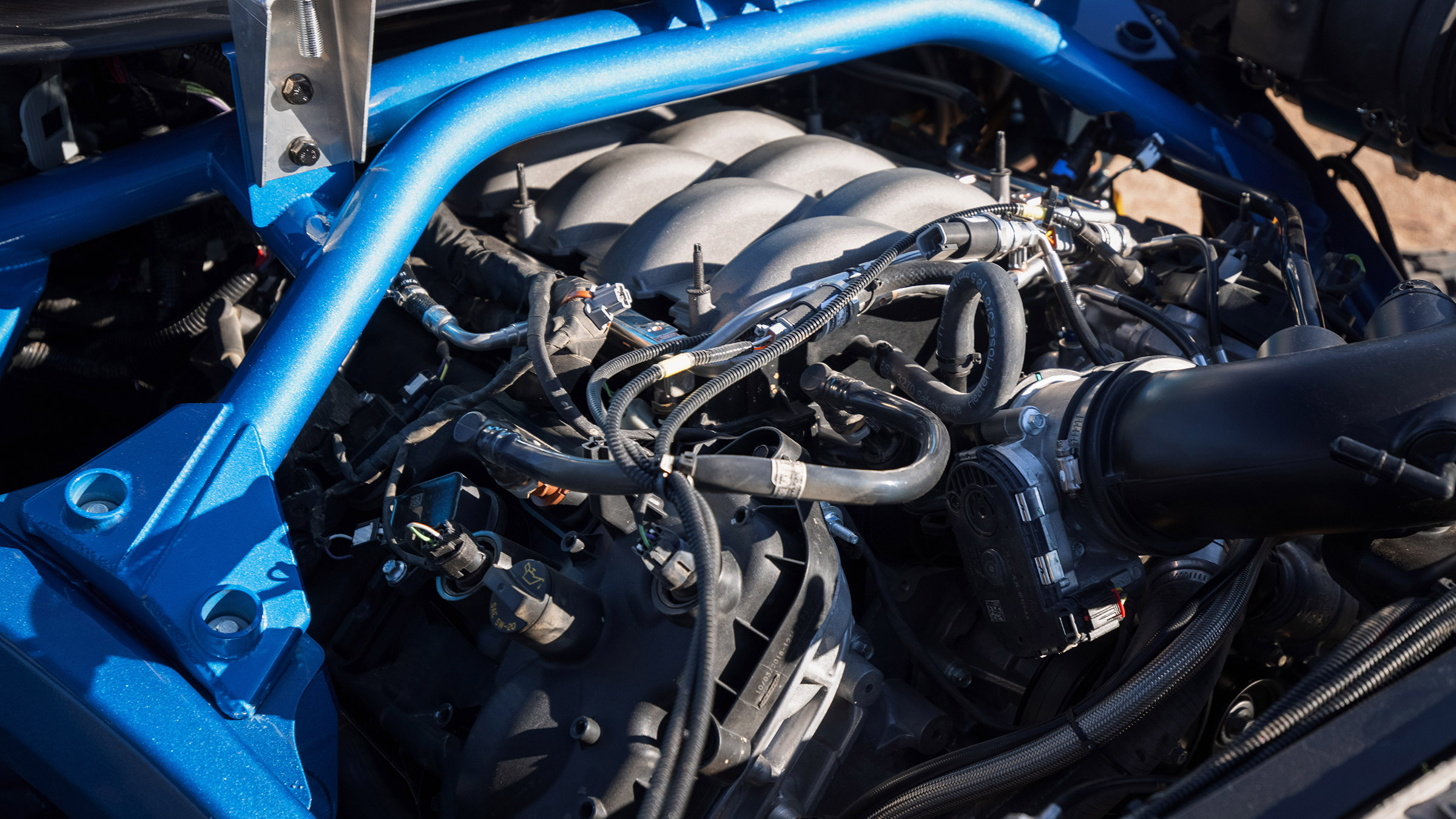 Ford Bronco DR – V8