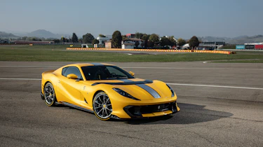 Ferrari 812 Competizione – front quarter