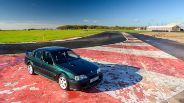 Lotus Carlton evo Icon – front static
