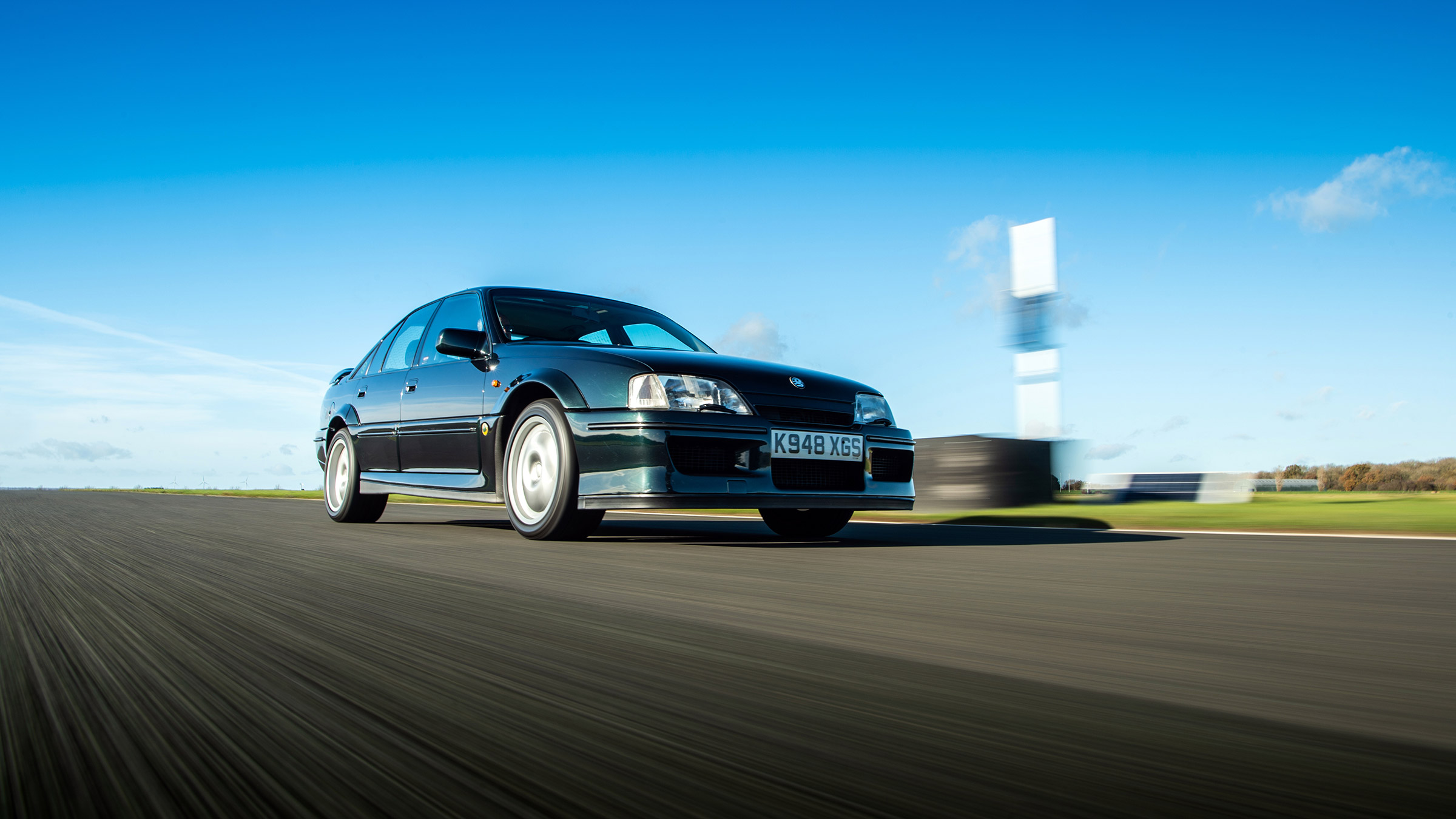 Lotus Carlton evo Icon – low tracking